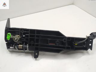 Корпус (держатель) ручки двери передней правой Nissan Micra 5 поколение K14 2017, 1.5 л., дизель, МКПП, красный, хетчбэк 5 дв.