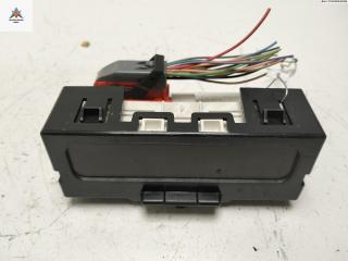 дисплей Renault Megane 2 поколение 2003, 1.6 л., бензин, МКПП, серый, универсал, 8200107839