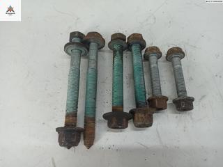 Болт крепления Audi A4 B5 1996, 2.8 л., бензин, МКПП, красный, универсал