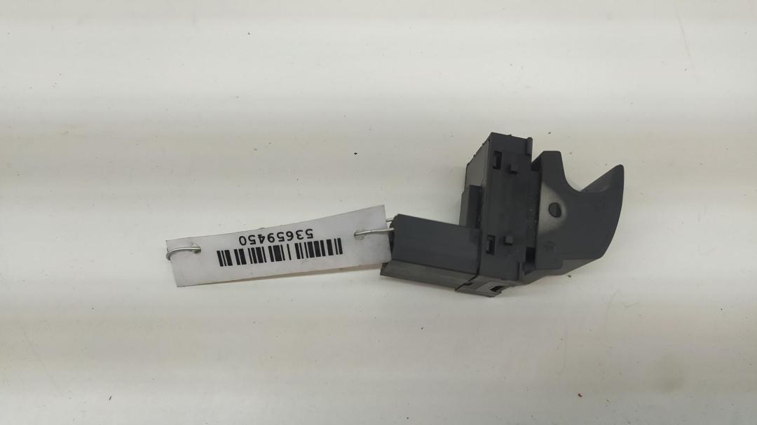 кнопка стеклоподъемника переднего левого Volkswagen Passat B6 2005, 2.0 л., дизель, робот, синий, универсал - фото №1
