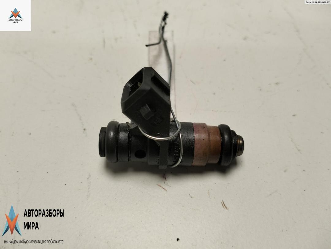 форсунка Renault Clio 3 поколение 2007, 1.6 л., бензин, МКПП, чёрный, хетчбэк 5 дв., ITGDC9 - фото №1