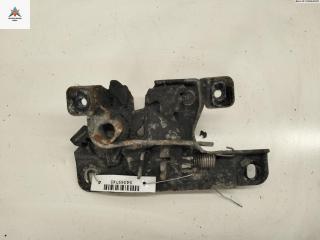 замок капота Skoda Fabia 1 поколение (6Y) [рестайлинг] 2006, 1.2 л., бензин, МКПП, красный, хетчбэк 5 дв., 6Y0823509F