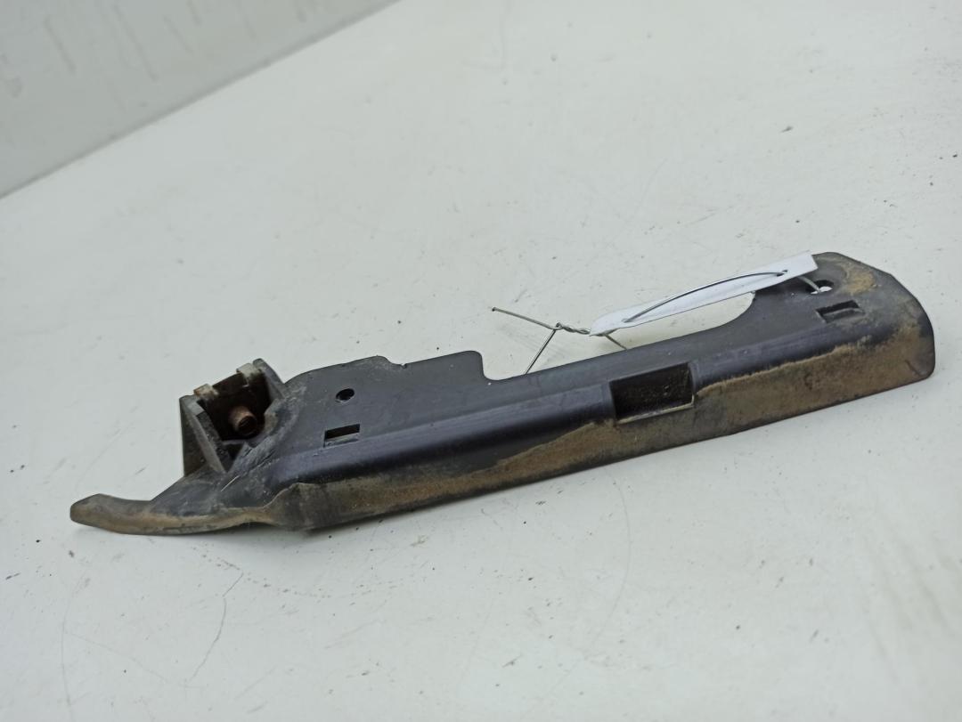 кронштейн переднего бампера Opel Astra G 2003, 1.6 л., бензин, МКПП, серый, хетчбэк 5 дв., 90559500 - фото №1