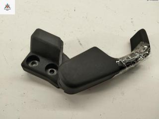 ручка открывания капота Volkswagen Passat B3 1990, 1.8 л., бензин, МКПП, красный, универсал, 357823533