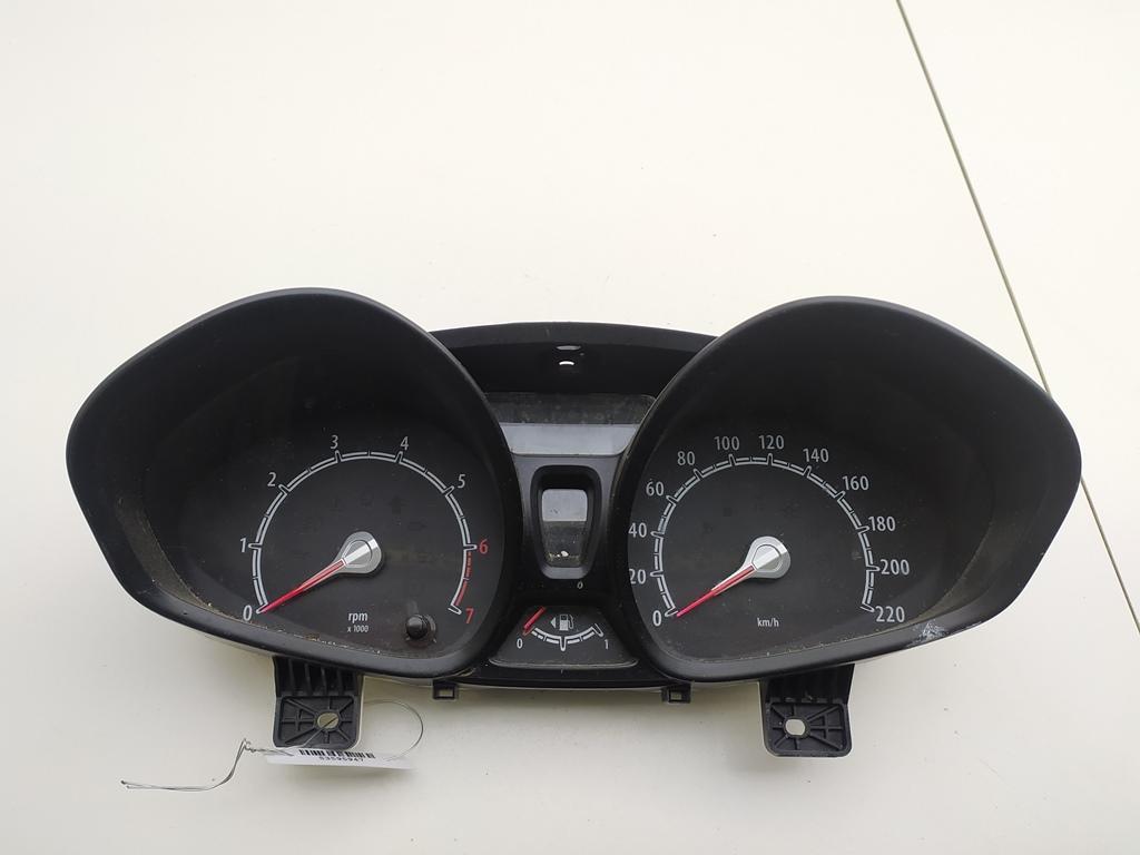 приборная панель Ford Fiesta 2009, 1.3 л., бензин, МКПП, белый, хетчбэк 3 дв., 1786848, CU6T-10849-AD