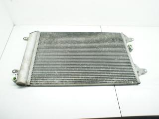 радиатор кондиционера Volkswagen Sharan 2000, 2.8 л., бензин, МКПП, синий, минивэн, 7M3820411E