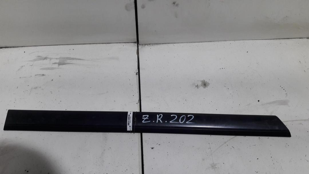 молдинг двери задней правой Mercedes-Benz C W202 1995, 1.8 л., бензин, МКПП, белый, седан, 2026900662