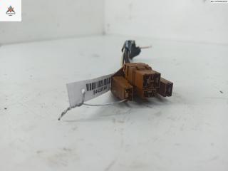 разъем (фишка) проводки Audi A4 B5 1996, 1.8 л., Ti, бензин, МКПП, красный, универсал, 443972995