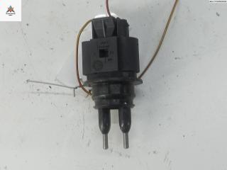 датчик уровня омывающей жидкости Audi A6 4F/C6 2005, 2.7 л., дизель, МКПП, зелёный, универсал, 7M0919376