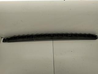 кронштейн заднего бампера Volkswagen Polo 4 поколение 2003, 1.9 л., дизель, МКПП, чёрный, хетчбэк 3 дв., 6Q6807863