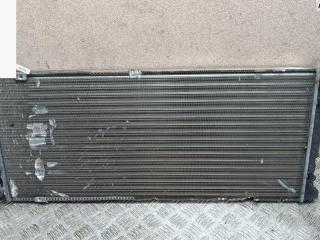 радиатор охлаждения Volkswagen Passat B3 1990, 1.8 л., бензин, АКПП, серый, седан, 357121253AB
