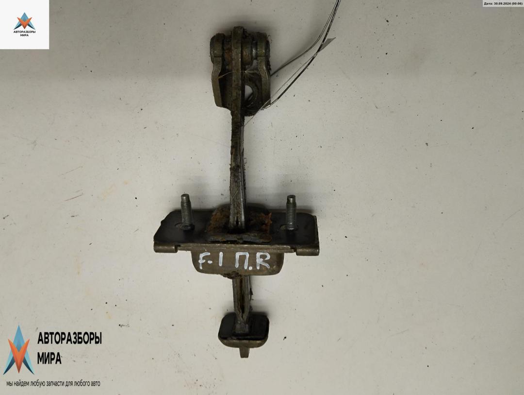 ограничитель открывания двери Ford Focus 1 поколение 1999, универсал - фото №1