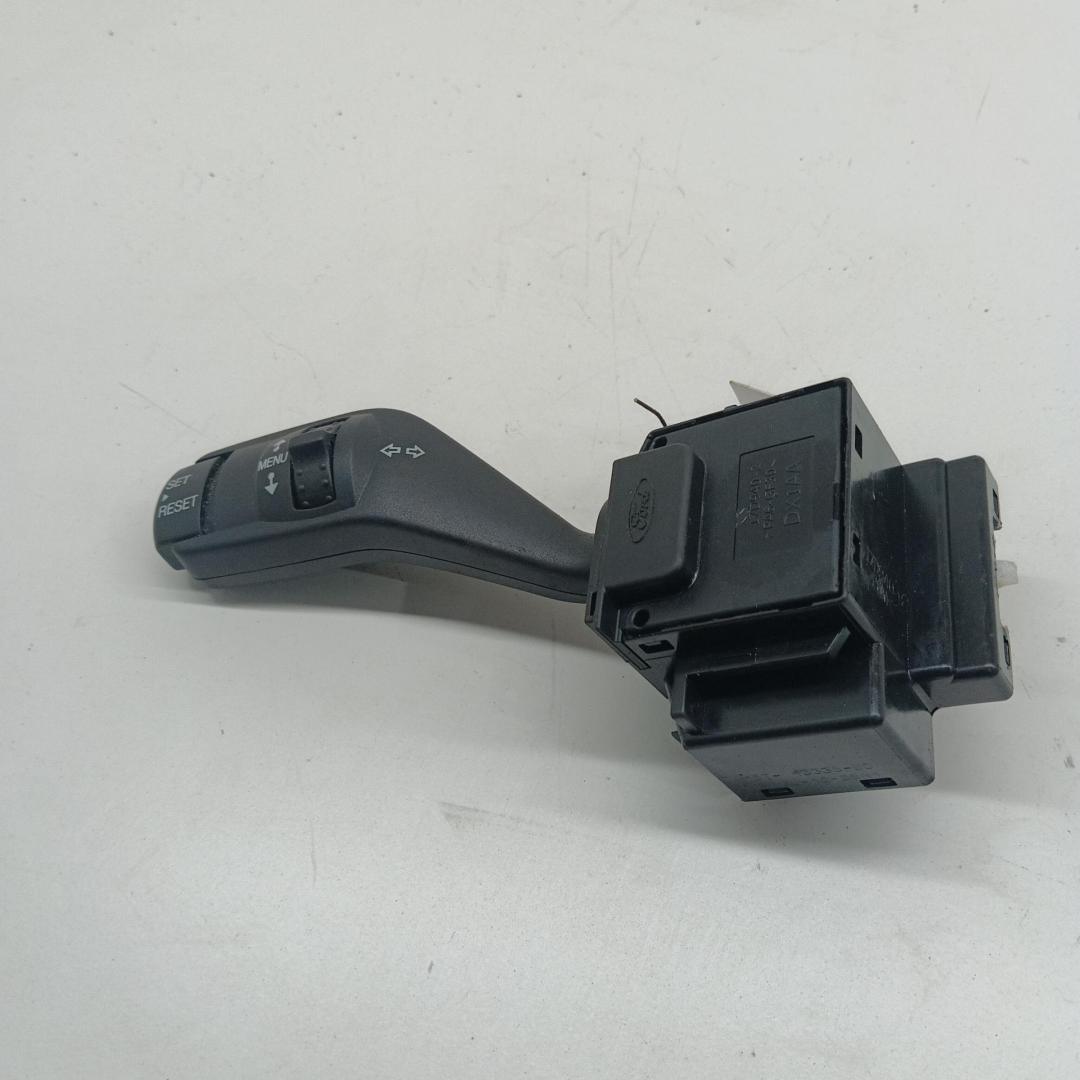 переключатель поворотов Ford C-Max 2008, 2.0 л., бензин, АКПП, красный, минивэн, 4M5T-13335-BD