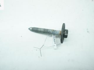 Болт крепления Ford Mondeo 3 поколение 2002, 1.8 л., бензин, МКПП, серый, хетчбэк 5 дв.