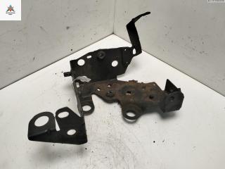 кронштейн (крепление) Renault Laguna 2 поколение [рестайлинг] 2005, 2.0 л., бензин, МКПП, серый, универсал, 8200008629