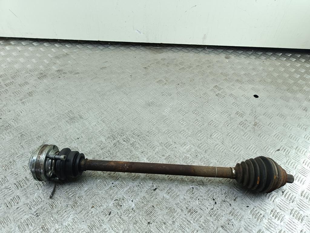 полуось передняя правая (приводной вал, ШРУС) Volkswagen Golf-5 2007, 2.0 л., дизель, МКПП, чёрный, хетчбэк 5 дв.