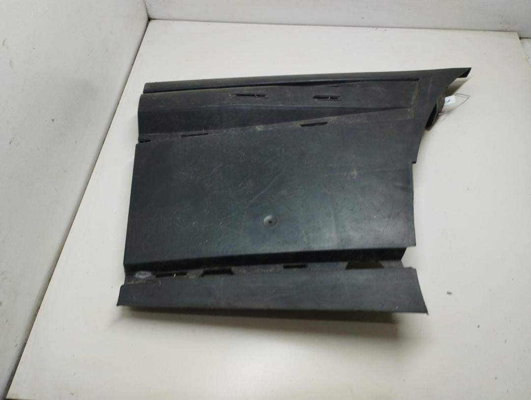 кронштейн заднего бампера Citroen C5 2002, 2.2 л., дизель, АКПП, серый, универсал, 9643215680