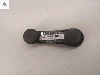 ручка стеклоподъемника Volkswagen Polo 4 поколение [рестайлинг] 2007, 1.2 л., бензин, МКПП, синий, хетчбэк 5 дв., 6Q0837581A
