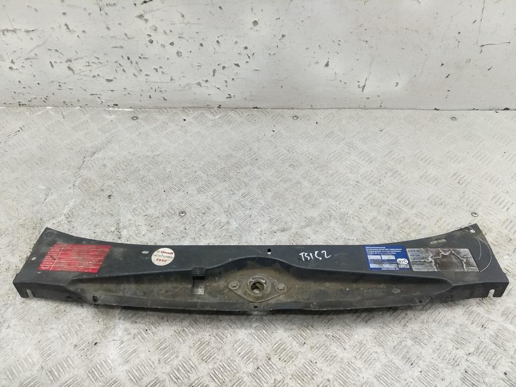 рамка капота Peugeot 309 1991, 1.6 л., бензин, АКПП, красный, хетчбэк 5 дв., 309