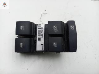 кнопка стеклоподъемника переднего левого Opel Meriva 2 поколение (B) 2013, 1.4 л., бензин, АКПП, серый, минивэн, 13305009