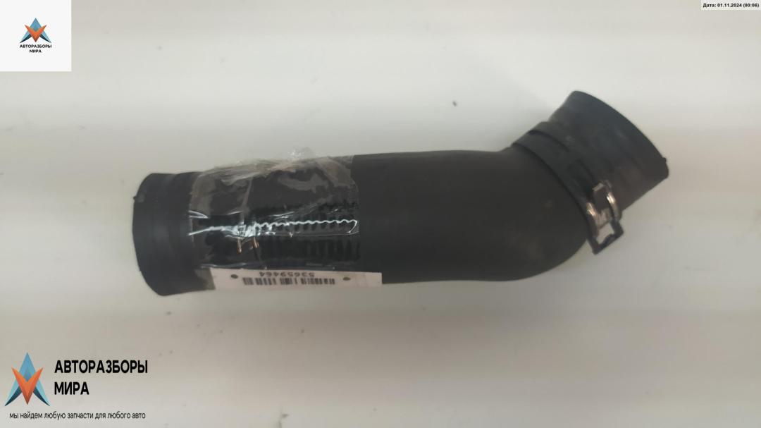 патрубок (трубопровод, шланг) Volkswagen Golf 4 поколение 2000, 1.9 л., дизель, МКПП, чёрный, универсал - фото №1