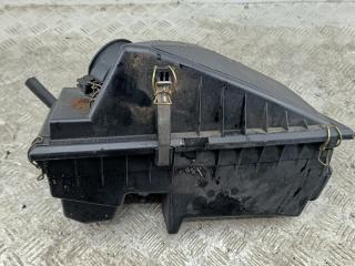 корпус воздушного фильтра Ford Mondeo 2 поколение 1997, 1.8 л., бензин, МКПП, серый, универсал