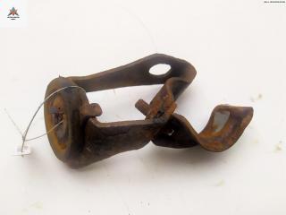 Крепление втулки стабилизатора заднего Mercedes-Benz CLK-Класс C209/A209 2002, 2.6 л., бензин, АКПП, чёрный, купе