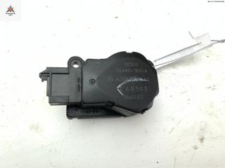 моторчик заслонки печки Mercedes-Benz M-Class ML W163 2002, 2.7 л., дизель, МКПП, синий, внедорожник 5 дв., 2038201642