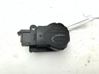 моторчик заслонки печки Mercedes-Benz M-Class ML W163 2002, 2.7 л., дизель, МКПП, синий, внедорожник 5 дв., 2038201642