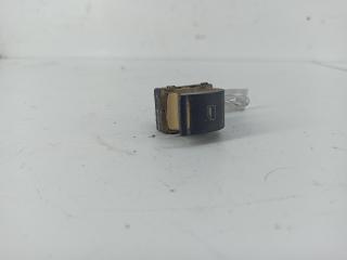 кнопка стеклоподъемника переднего правого Audi A4 B7 2005, 2.0 л., бензин, МКПП, серый, универсал, 8E0959855