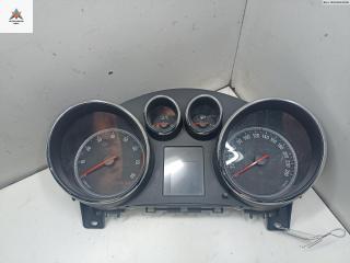 приборная панель Opel Astra J [рестайлинг] 2011, 1.4 л., бензин, МКПП, чёрный, хетчбэк 5 дв., 13356299