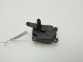 моторчик заслонки печки Volvo V70 2 поколение 2001, 2.4 л., бензин, МКПП, синий, универсал, 42948 - фото №2