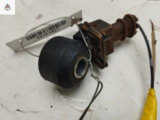 датчик детонации Nissan Note E11 2006, 1.4 л., бензин, МКПП, синий, хетчбэк 5 дв.