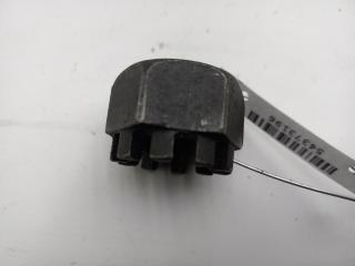 гайка Opel Astra G 1998, 1.2 л., бензин, МКПП, красный, хетчбэк 5 дв.