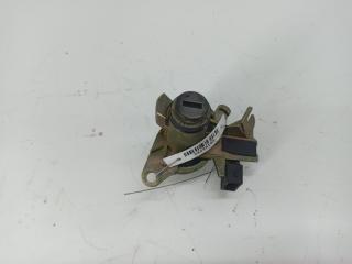 Личинка замка багажника Audi A4 B6 2002, 2.0 л., бензин, МКПП, чёрный, универсал, 8E0827573