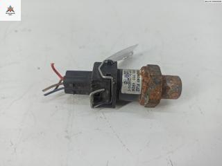 датчик кондиционера Audi A4 B5 1996, 2.8 л., бензин, МКПП, красный, универсал, 8D0959482A