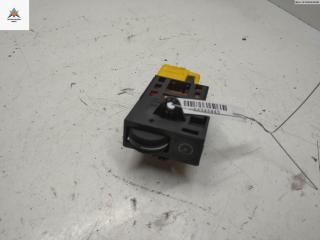 прочая запчасть Ford Mondeo 1 поколение 1994, 1.6 л., i, бензин, МКПП, белый, хетчбэк 5 дв., 93BB13K752AB