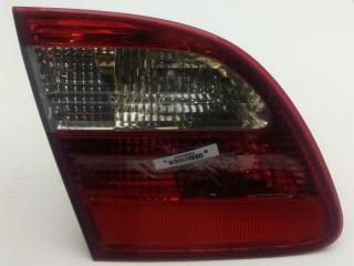 фонарь крышки багажника левый Mercedes-Benz E-Класс W211/S211 2003, 2.2 л., дизель, АКПП, чёрный, универсал, 2118201364