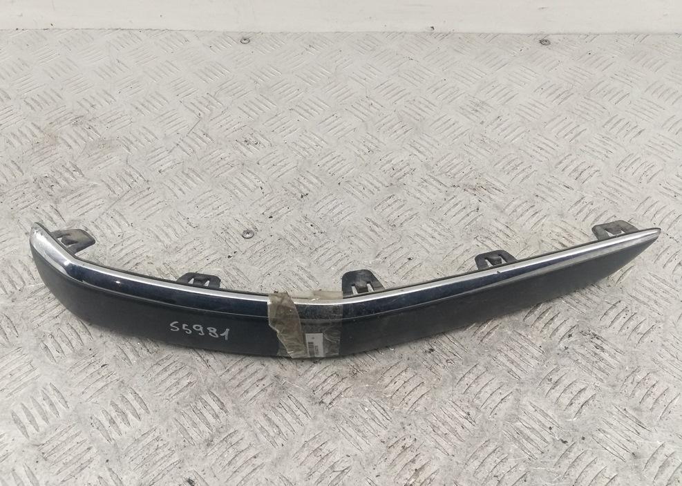 молдинг заднего бампера Peugeot 407 2005, 2.0 л., дизель, МКПП, чёрный, универсал