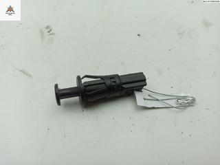 выключатель концевой (концевик) Renault Scenic 1 поколение [рестайлинг] 1999, 1.6 л., бензин, МКПП, зелёный, минивэн, 429418