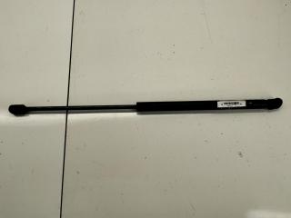 амортизатор крышки багажника (3-5 двери) Volkswagen Golf 3 поколение 1994, 1.6 л., бензин, МКПП, чёрный, хетчбэк 5 дв., 1H6827550A