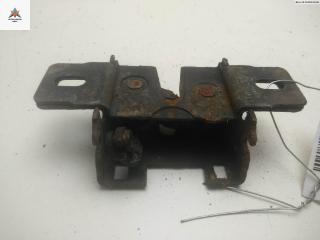 замок капота Land Rover Freelander 2 поколение 2007, 2.2 л., дизель, МКПП, синий, внедорожник 5 дв.