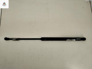 амортизатор крышки багажника (3-5 двери) Volkswagen Fox 2 поколение [рестайлинг] 2007, 1.4 л., бензин, МКПП, серый, хетчбэк 3 дв., 5Z6827550B