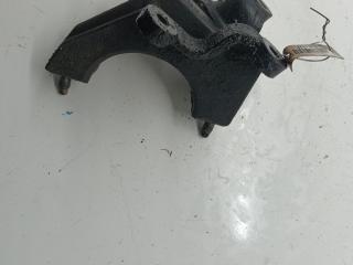 кронштейн (крепление) Ford Tourneo Connect 1 поколение 2007, 1.8 л., дизель, МКПП, белый, фургон, 4M513K305BC