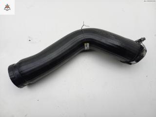 патрубок интеркулера Opel Signum C 2003, 3.0 л., дизель, МКПП, серый, хетчбэк 5 дв., 55555943