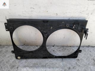 диффузор вентилятора Volkswagen Golf 4 поколение 1998, 1.4 л., бензин, МКПП, красный, хетчбэк 5 дв., 1J0121207M