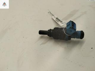 форсунка Volkswagen Passat B5 1999, 1.8 л., бензин, МКПП, красный, универсал, 058133551F