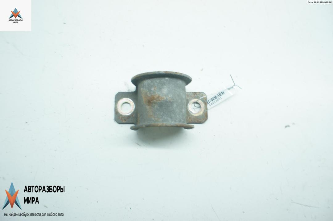 крепление стабилизатора / втулки стабилизатора Ford Focus 2 поколение 2005, 1.6 л., i, бензин, МКПП, серый, универсал, 3M515B484AD - фото №1