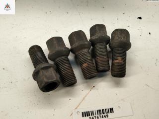 болт колесный Volkswagen Passat B5 [рестайлинг] 2003, 2.0 л., бензин, МКПП, чёрный, универсал, 8D0601139D