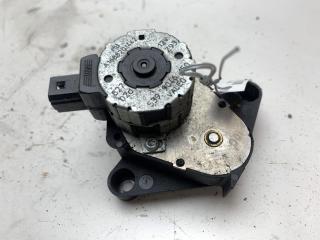 моторчик заслонки печки Mercedes-Benz A-Класс W168 1998, 1.6 л., бензин, МКПП, синий, хетчбэк 5 дв., 1688201442